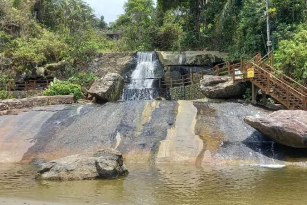 POUSADINHA Enseada-1